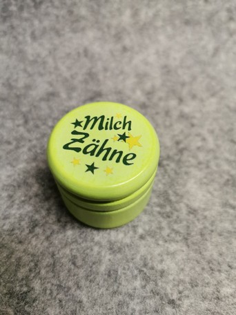 Milchzahn Dose